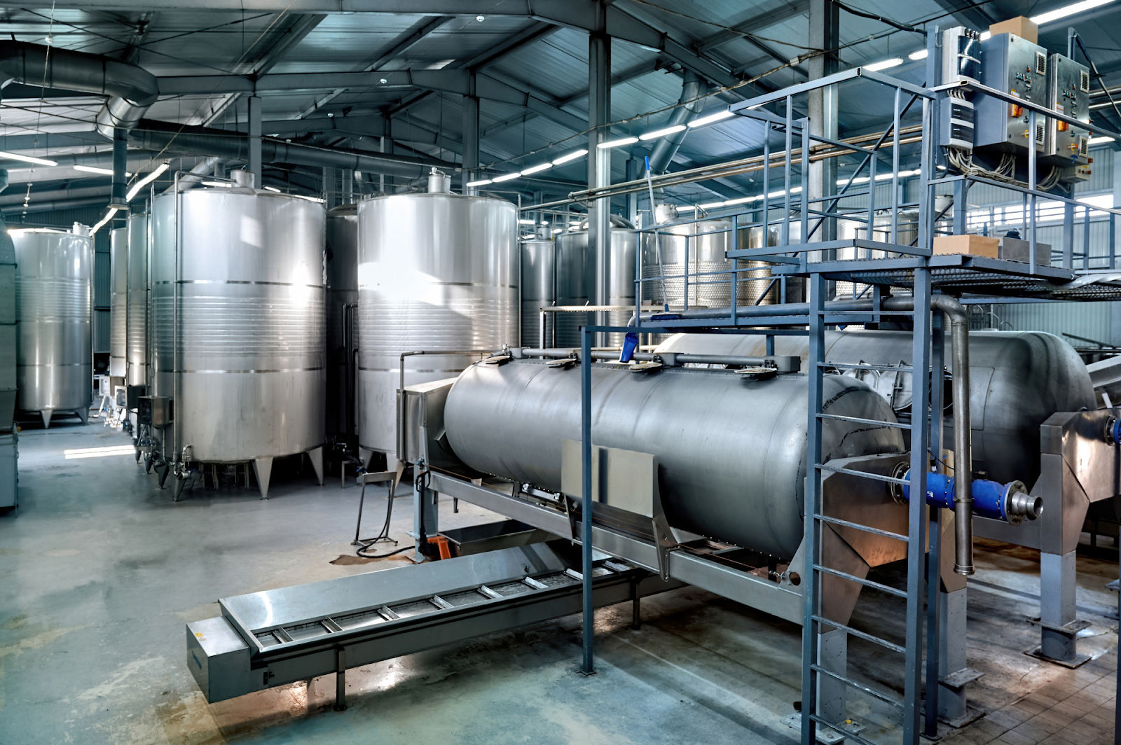 How Food Grade Tankers Ensure Compliance with Safety Standards
