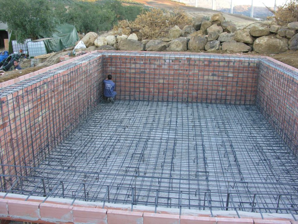 Understanding the Pool Construction Process from Start to Finish